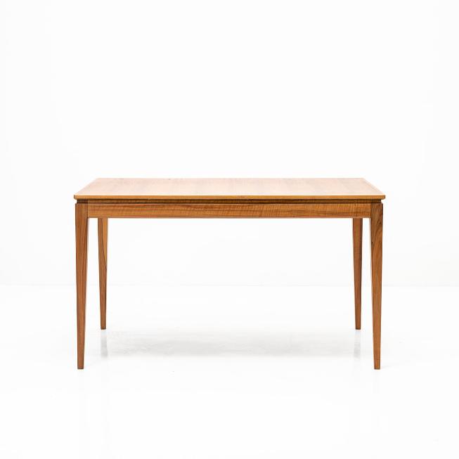 Ausziehtisch, Nussbaumfurnier 1960er Jahre