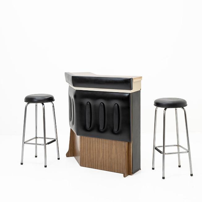 Bar-Möbel mit Hockern, 1970er Jahre