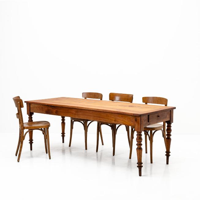 Biedermeier | Tisch aus Kirschbaumholz mit Schublade und Auszug | Vintage