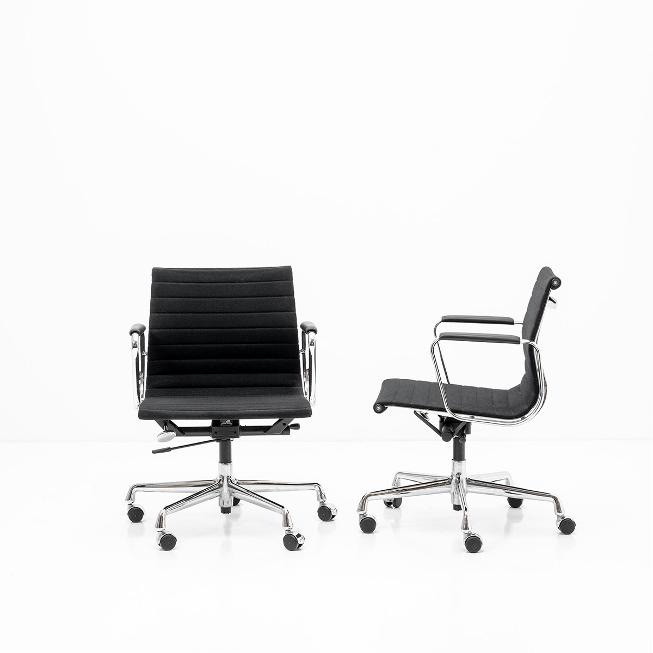 Eames Alu Chair EA117, 1958
