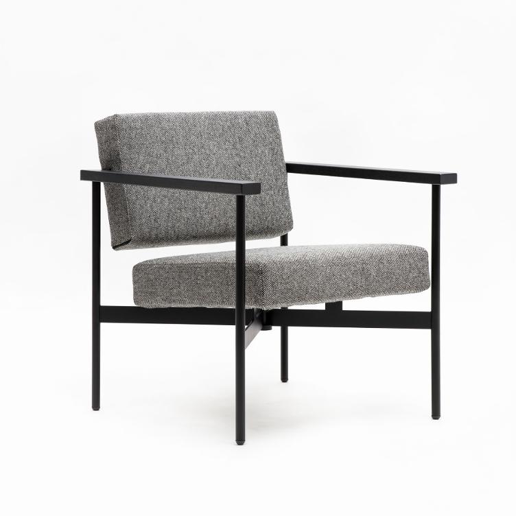 Habit Gugelot Sessel 1076 | Diverse Stoffe und Farben