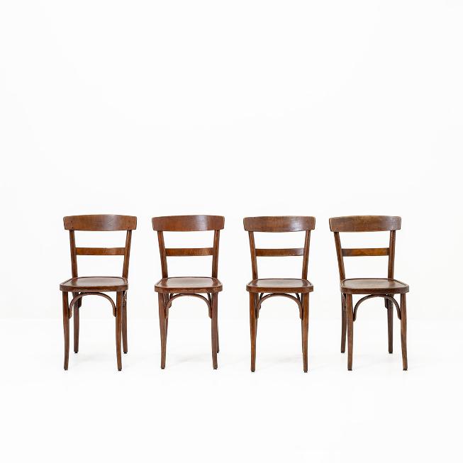 Horgenglarus Stuhl, Buche dunkel