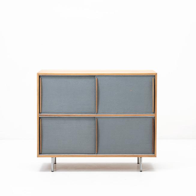 Seltenes Sideboard von Kurt Thut, Nussbaum, 1950er