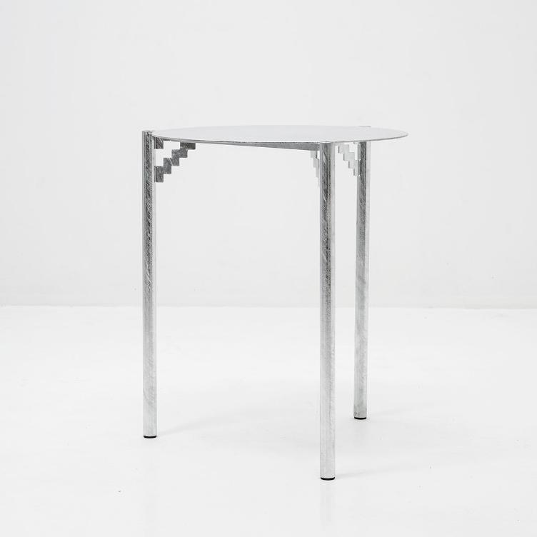 Tisch 003-Z | empty space | Indoor & Outdoor